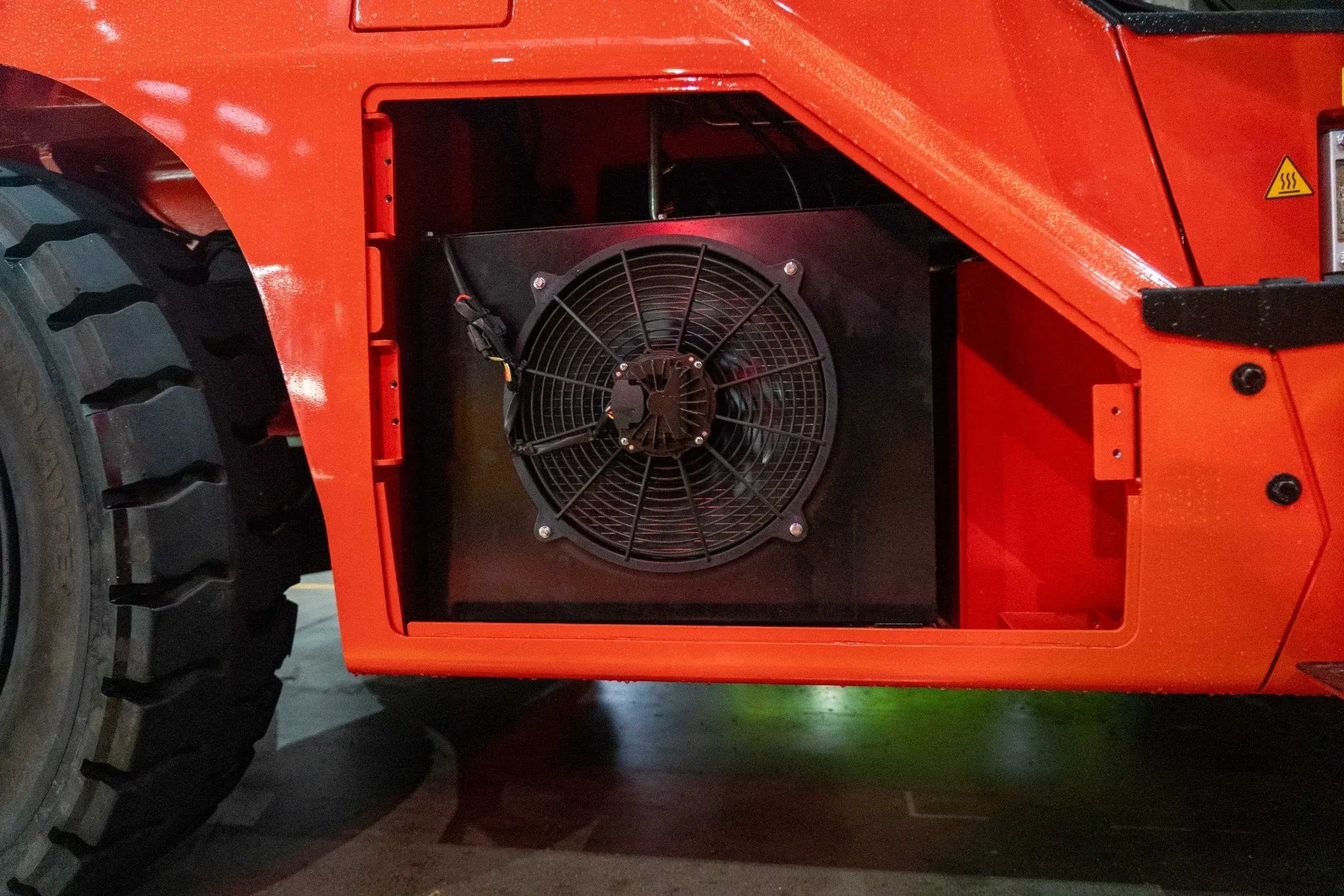 EFL80 HV PRO Li-ion Forklift
