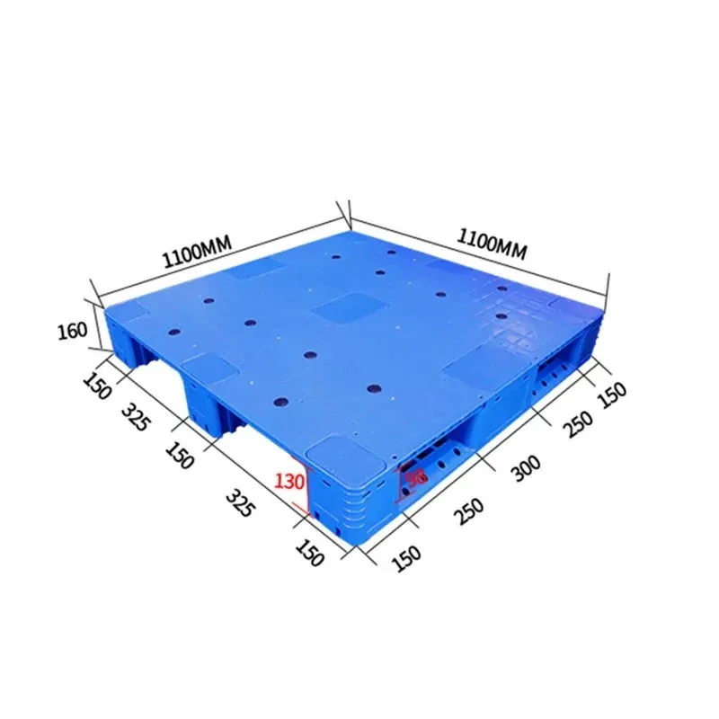 Three Runners Flat Plastic Pallet